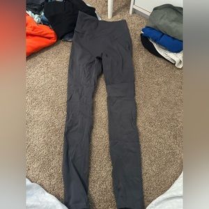 Fabletics Leggings, Size Small, Will be Fluffed Before Shipped (Wrinkles Gone)